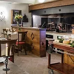 Hotel Relais Vignale&spa 4*