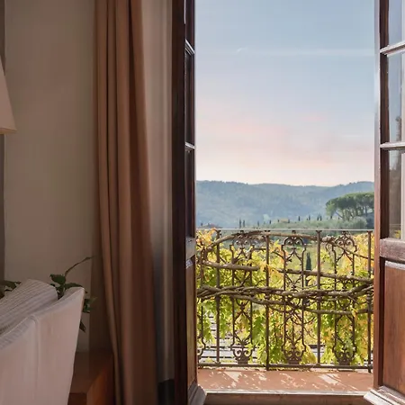 Szálloda Relais Vignale & 4*