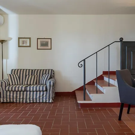 Relais Vignale & 4*