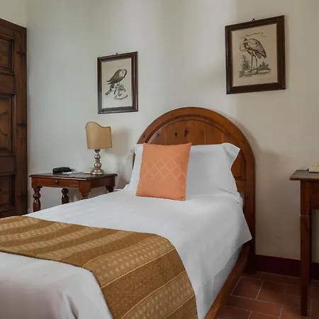 Relais Vignale & 4*