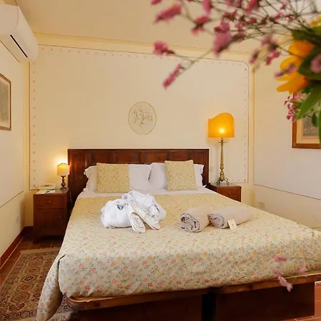Hotel Relais Vignale &