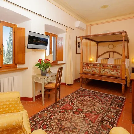 Relais Vignale & 4*