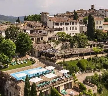 Hotel Relais Vignale & 4*
