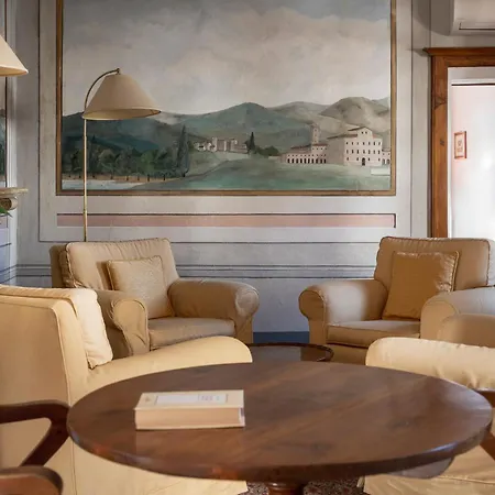Отель Relais Vignale &